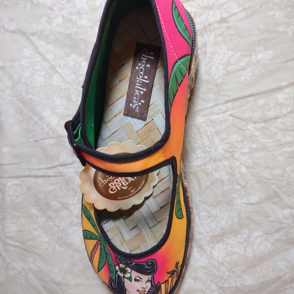 BNIB size 5 Chocolaticas Tiki platform - Picture 11 of 11
